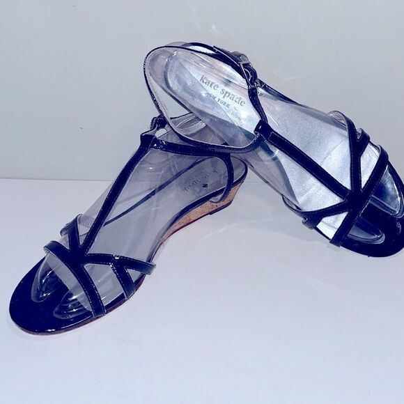 Kate Spade 1” leather wedge heels navy blue - Picture 7 of 12